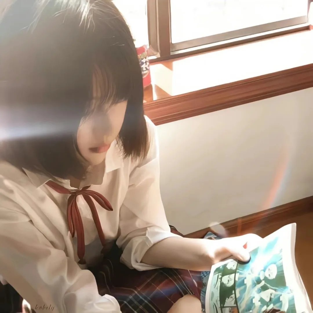 网恋对象是总裁（网恋奔现后被总裁掐腰宠）